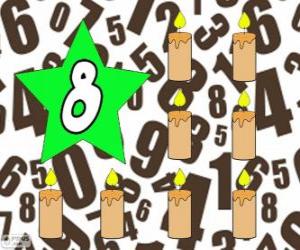 Puzzle Αριθμό 8 σε ένα αστέρι με οκτώ κεριά
